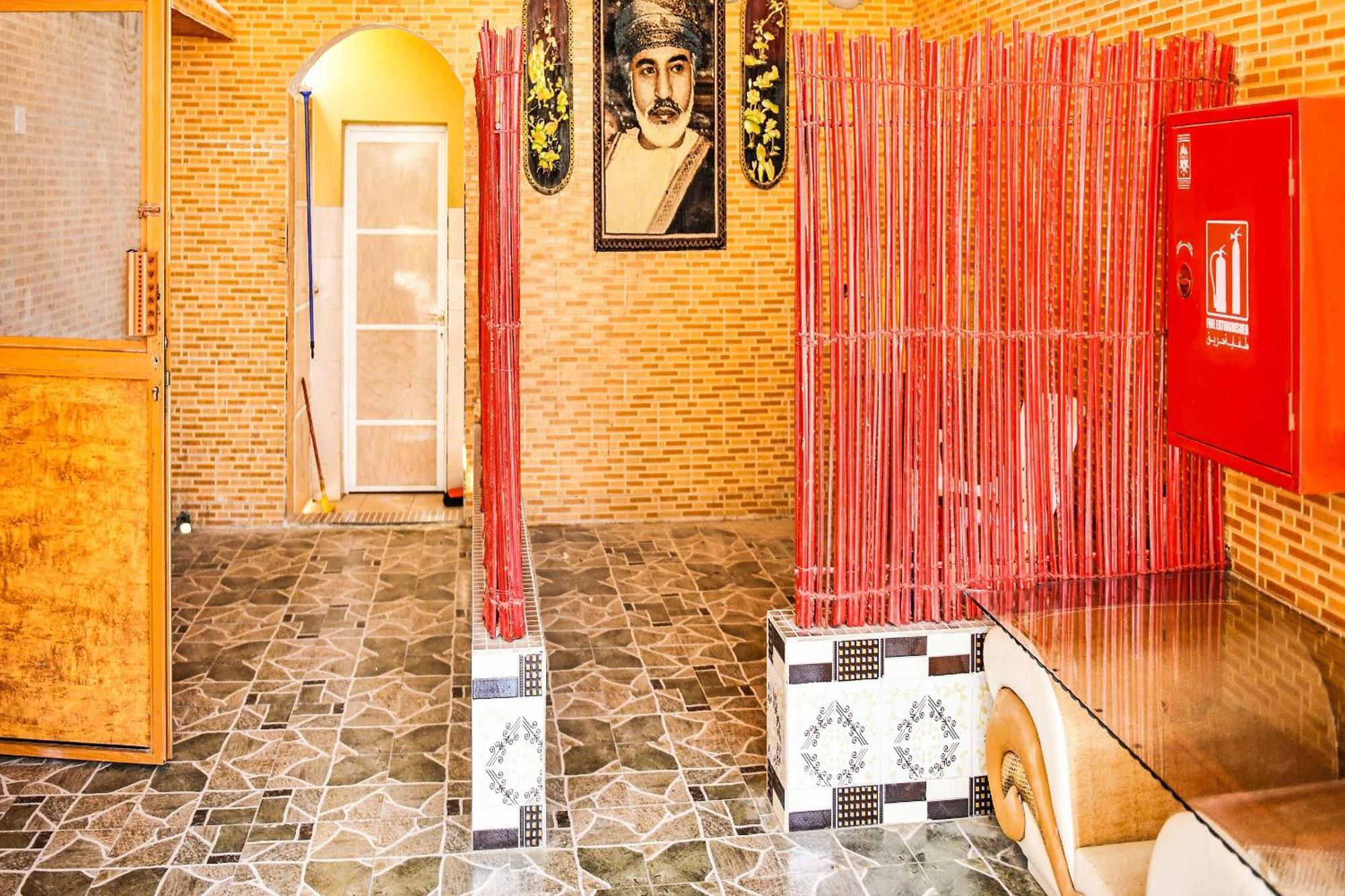 Oyo 138 Gulf Sand Motel Барка Экстерьер фото