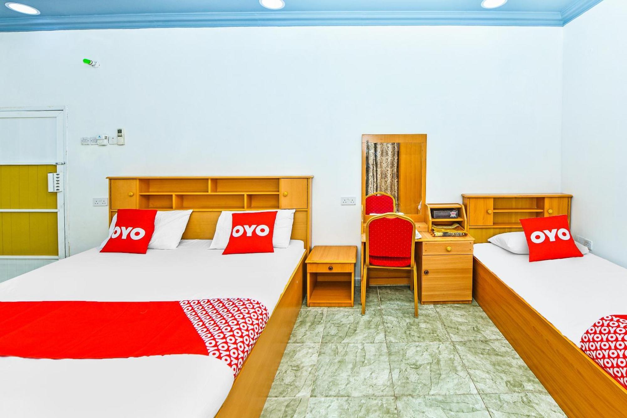 Oyo 138 Gulf Sand Motel Барка Экстерьер фото
